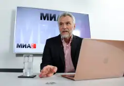 мони дамевски Директорот на Фестивалот, Симеон Мони Дамевски во видео интервју за МИА открива детали за патеката, која ќе биде промовирана со свеченост достојна за ѕвезди на овој, како што вели, најстар и